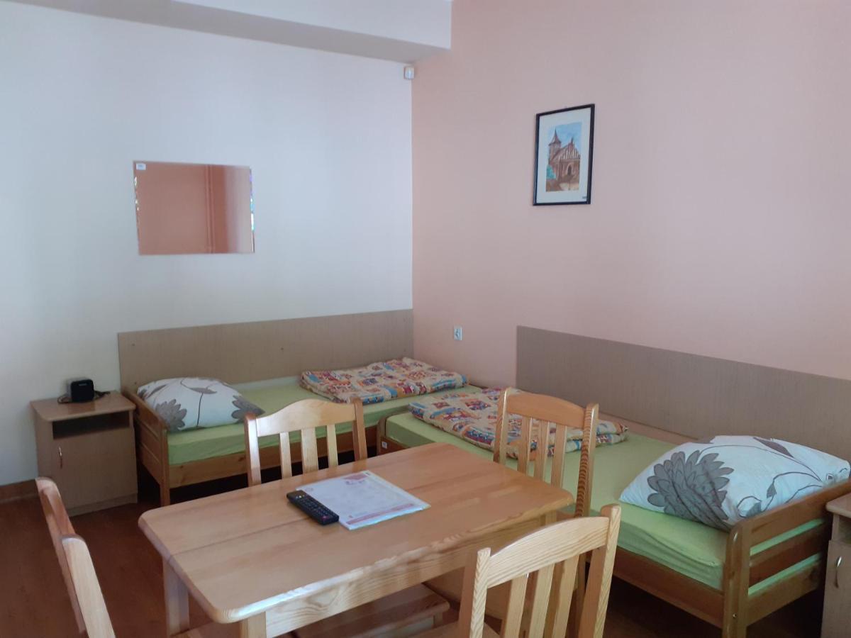 Хостел Szkolne Schronisko Mlodziezowe W Olsztynie Ольштын Экстерьер фото